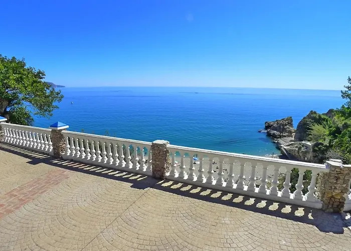 Apartament Edf Almijara - Sleeps 4 Nerja