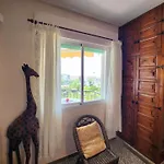 Edf Almijara - Sleeps 4 * Nerja