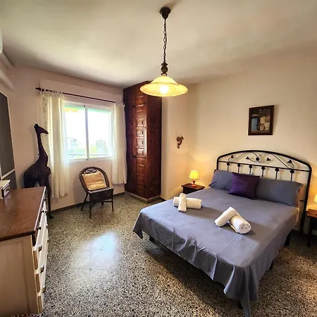 Edf Almijara - Sleeps 4 * Nerja